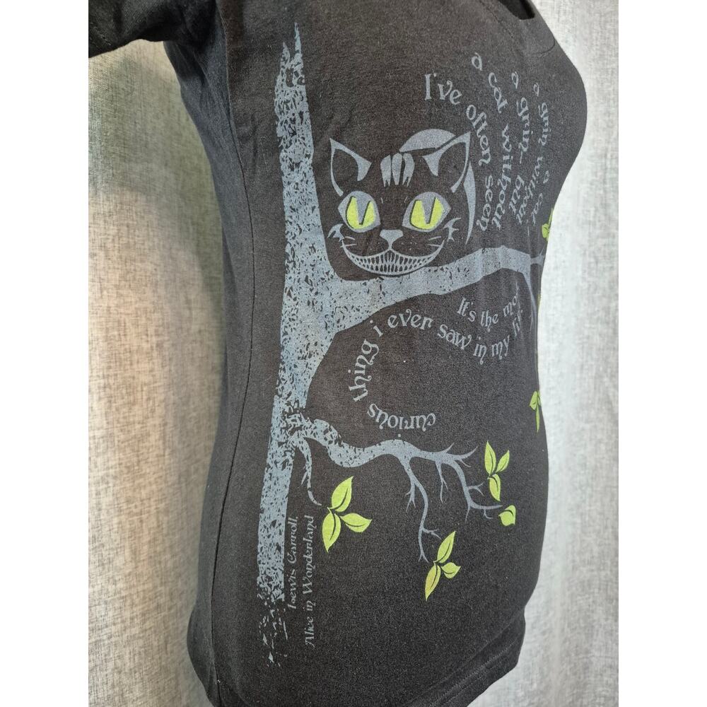 Alice in Wonderland Cheshire Cat Quote Graphic T-Shirt Medium Lewis Carroll NWOT - Picture 5 of 8